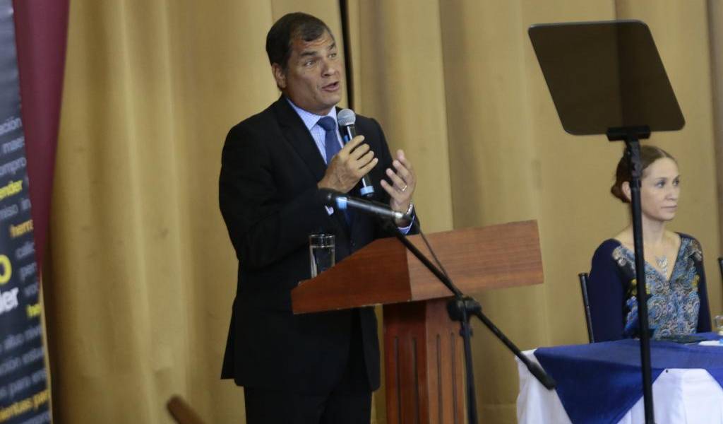 Presidente Correa volvió a hablar del impasse con el Issfa