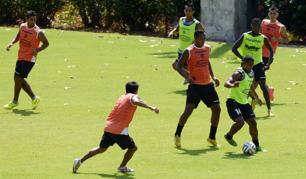(VIDEO) Así se preparan los jugadores para la gran final en el Capwell