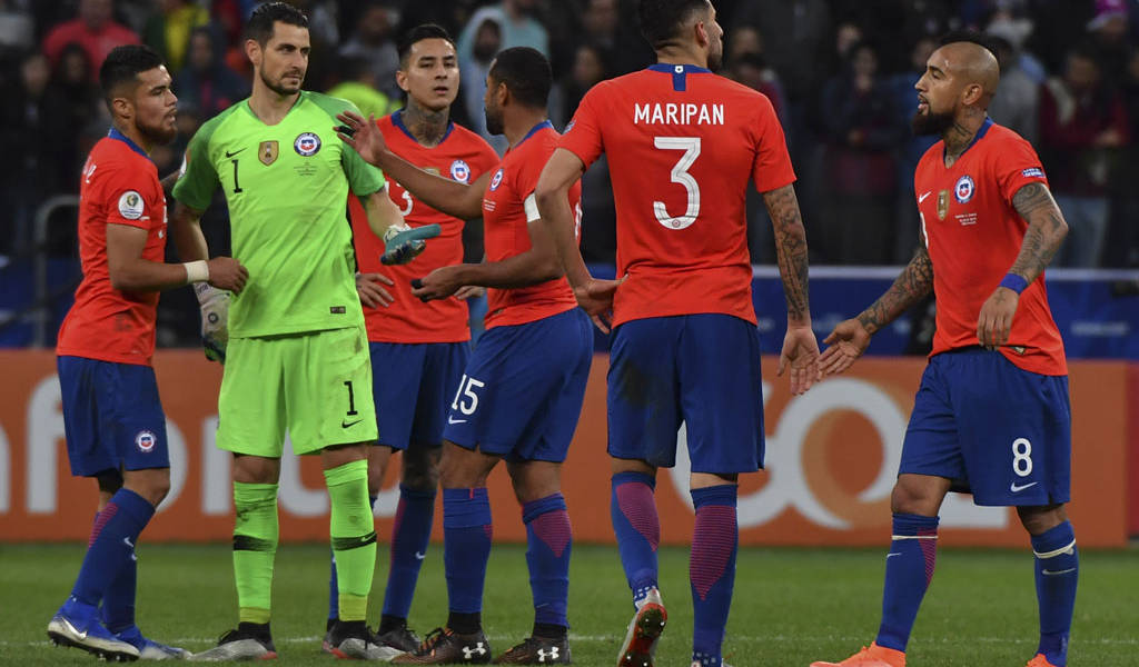 Oficial: Chile no jugará ante Perú
