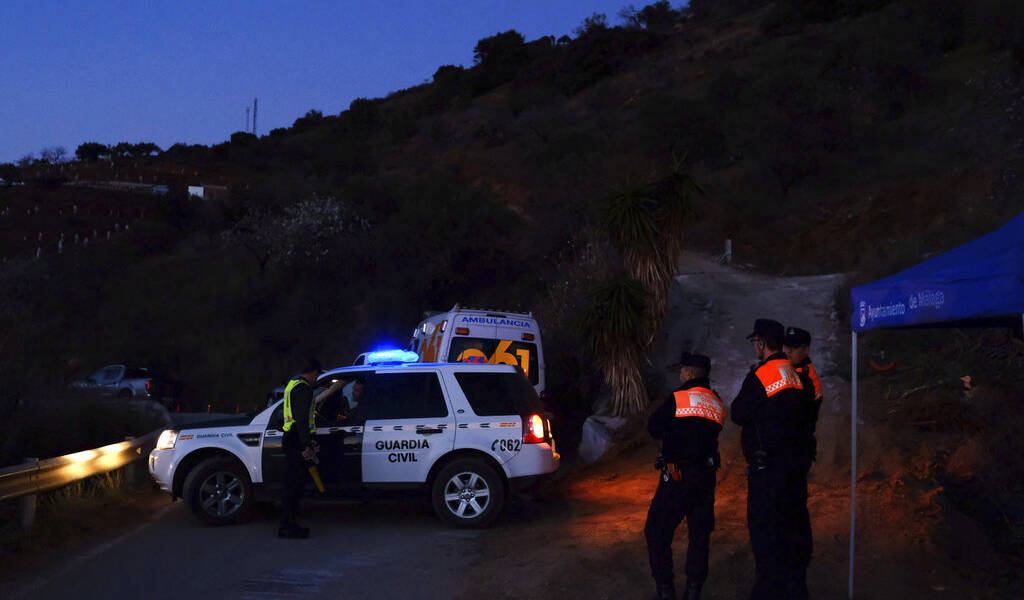 Obstáculos ralentizan búsqueda de niño español caído en un pozo