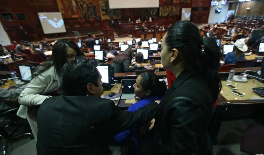 Asamblea discute esta tarde reformas laborales sin figura de &quot;paro parcial&quot;