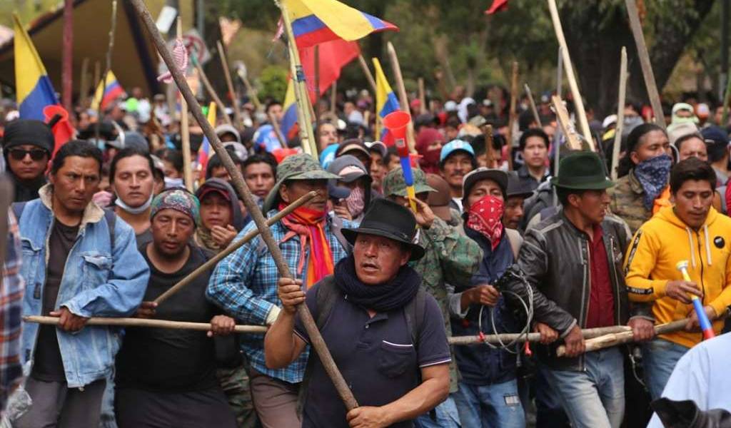 Indígenas se concentran en El Arbolito para ir a Carondelet