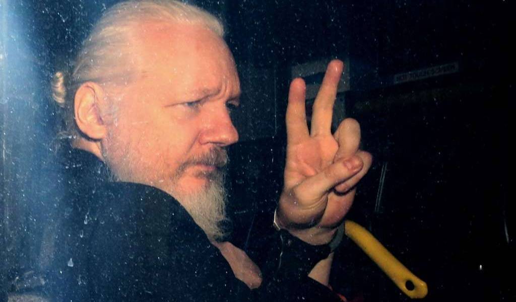 Julian Assange no será extraditado a país donde sufra pena de muerte