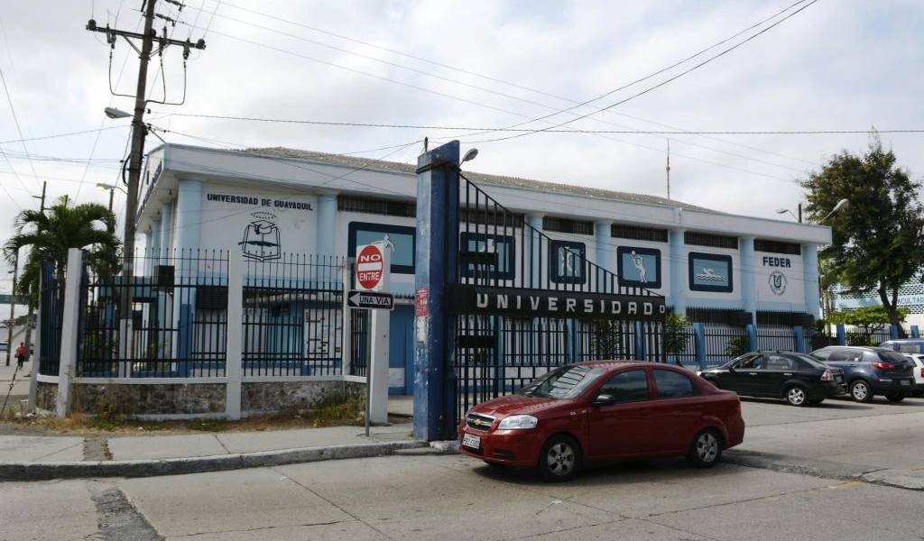 Reemplazan autoridades de la Universidad de Guayaquil