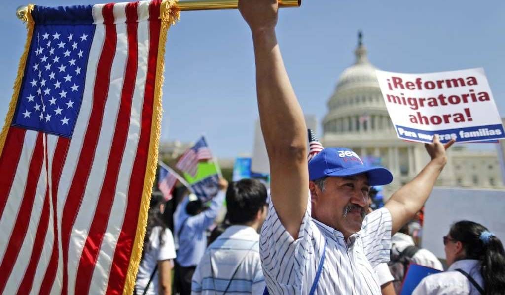 Senado de Estados Unidos fracasa en esfuerzo para aprobar reforma migratoria