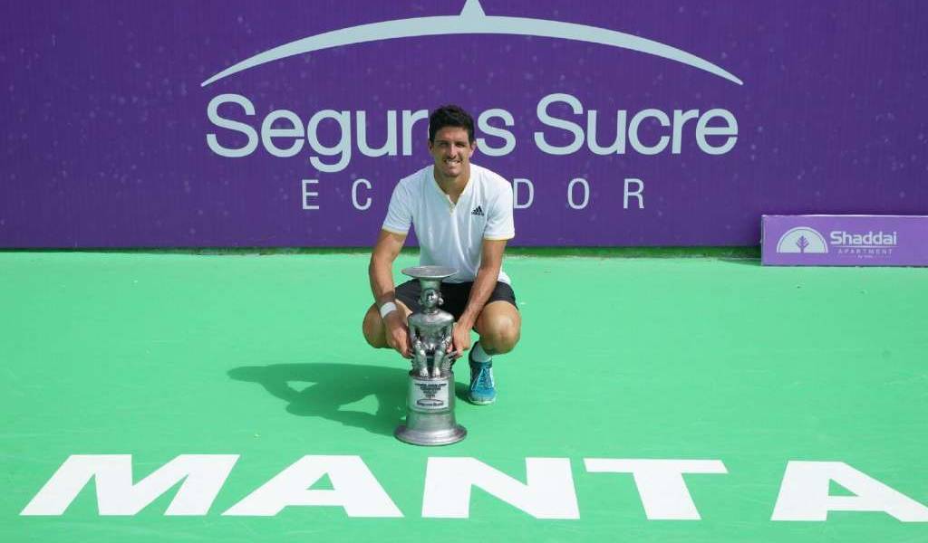 Emilio Gomez doble campeón del ITF Futuro Manta Open