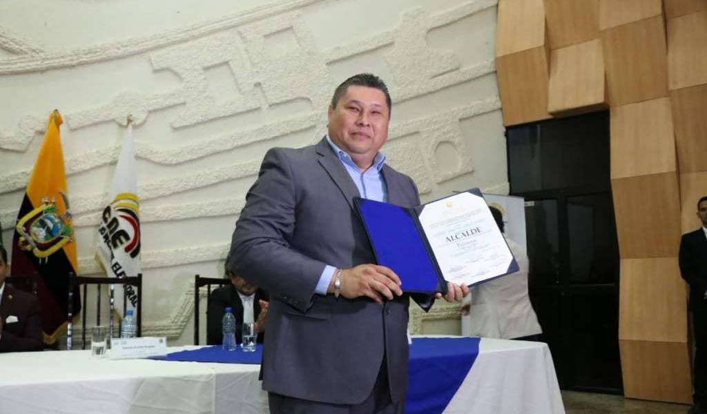 CNE culmina con entrega de credenciales en Los Ríos