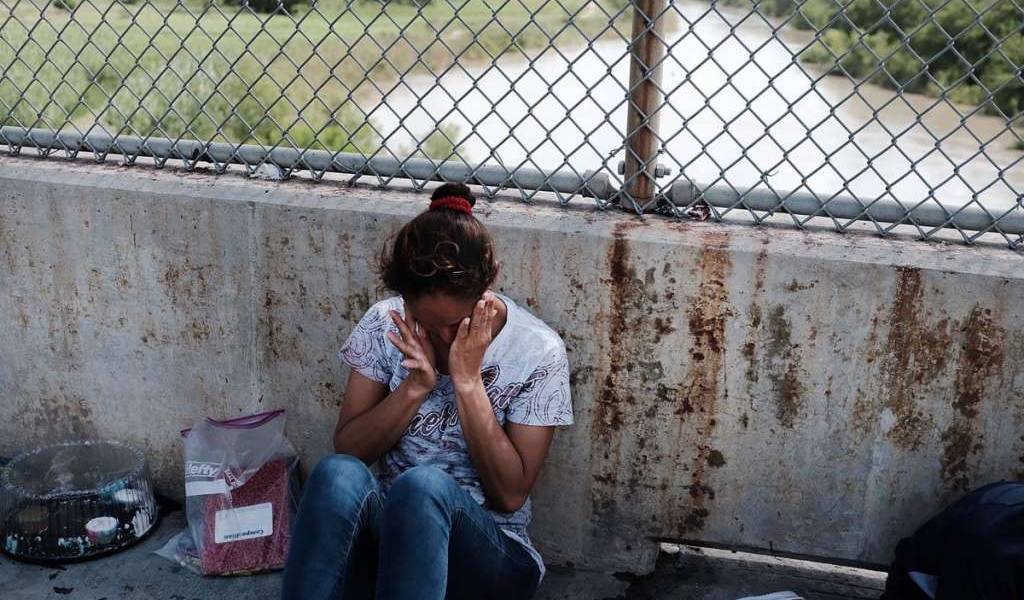 Mujer y migrante, doble riesgo