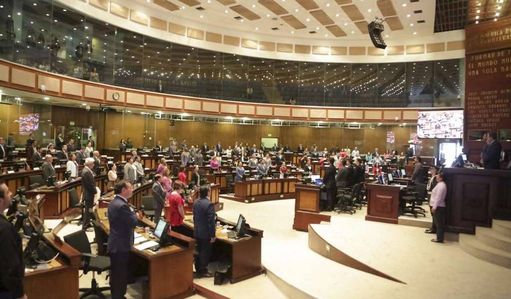 Reformas tributarias y laborales ingresarán a la Asamblea tras su receso