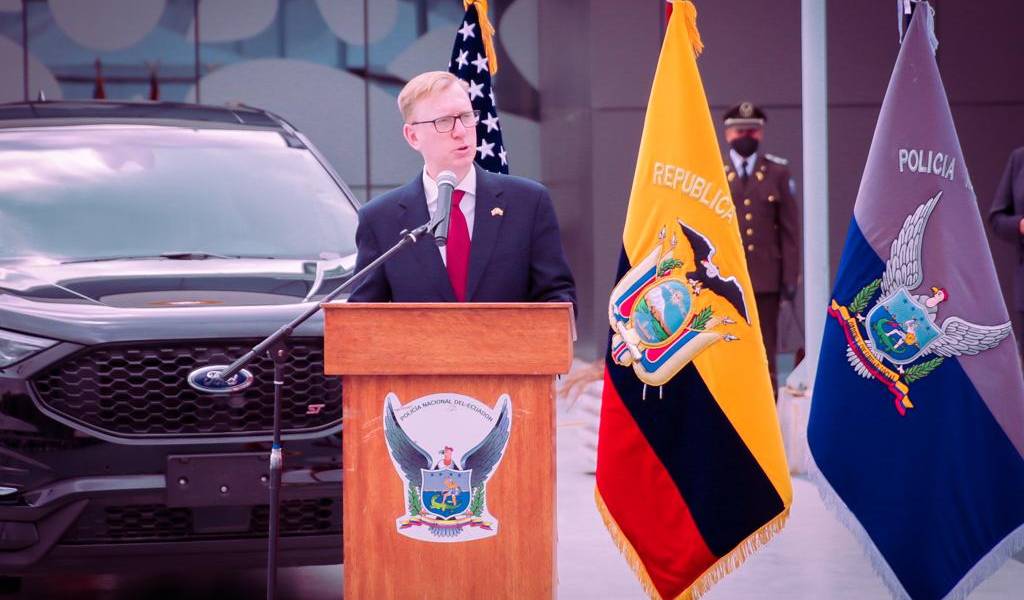 EEUU dona a Ecuador vehículos para combatir narcotráfico