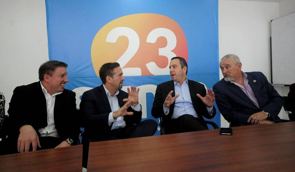 SUMA y CREO inician diálogos de cara a elecciones 2017