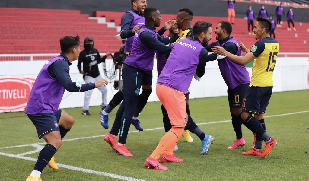 Ecuador supera por goleada a Uruguay en Quito