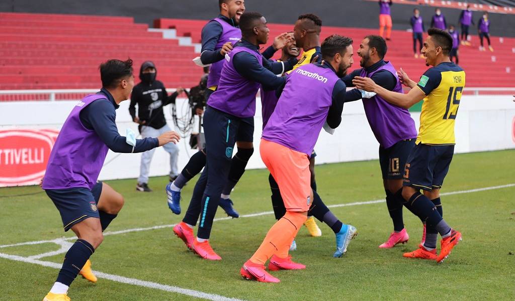 Ecuador supera por goleada a Uruguay en Quito