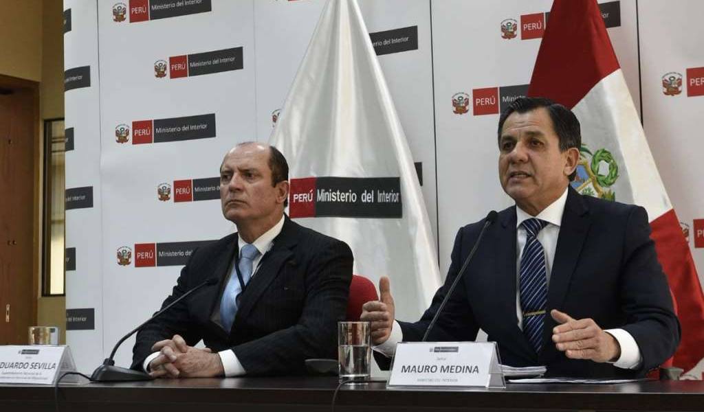 Perú anuncia que exigirá pasaporte a venezolanos