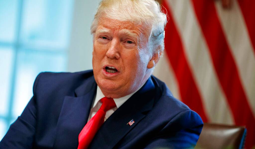 Trump amenaza con deportar a millones de migrantes en EEUU