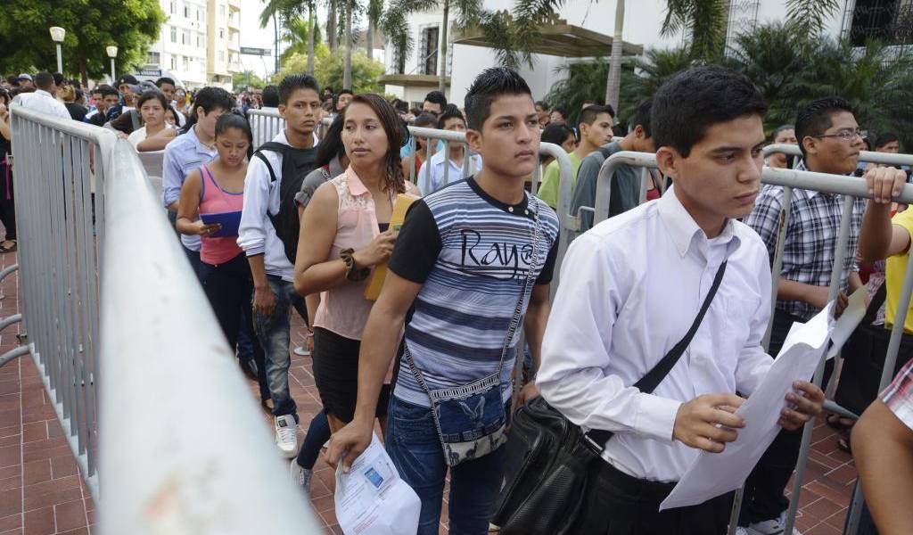 4.000 &#039;bachilleres digitales&#039; de Guayaquil recibieron tablets