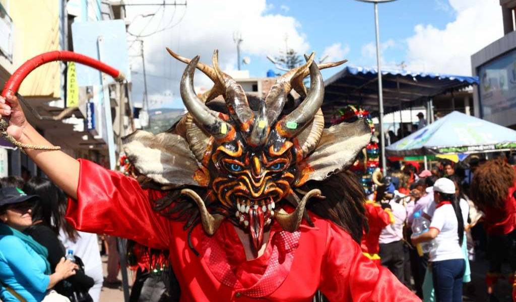 La tradicional “Diablada Pillareña” se celebra con comparsas