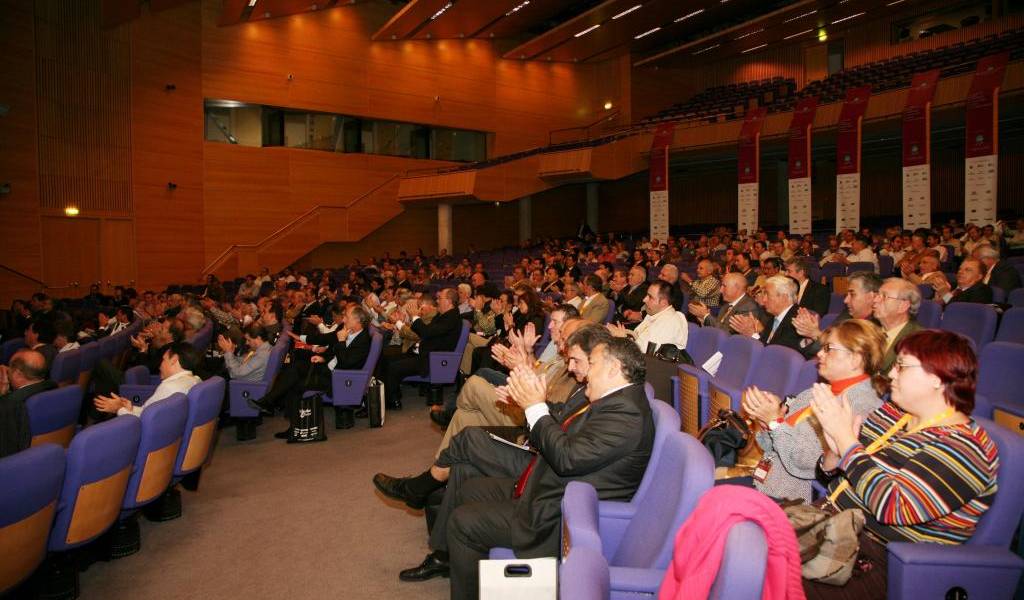 América Latina evalúa la brecha digital, antes de la Cumbre Iberoamericana