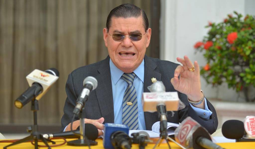 Abogado de Bucaram señala que cajas con insumos eran de otra persona