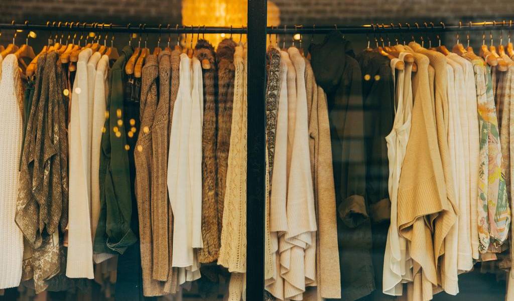 Amazon permitirá a clientes probarse la ropa antes de pagar