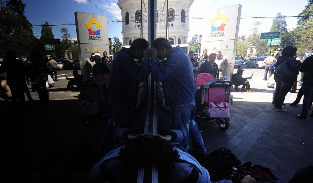 Decenas de cubanos fueron desalojados del parque El Arbolito