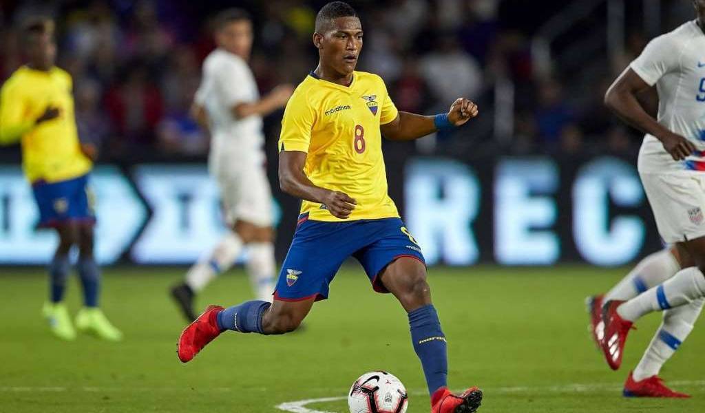 Carlos Gruezo es baja ante Colombia