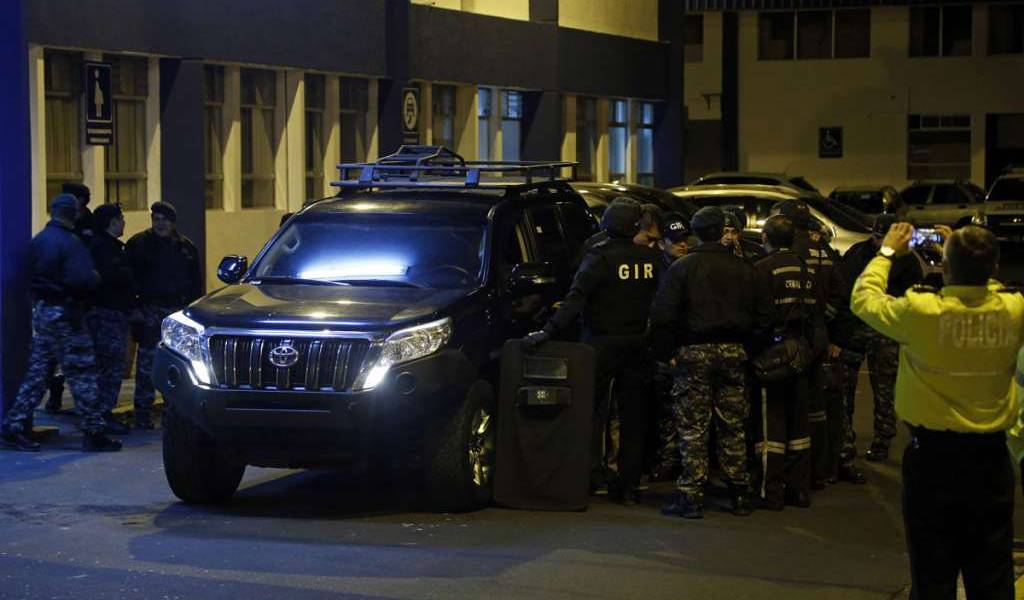 Correa será investigado por muerte de policía el 30S