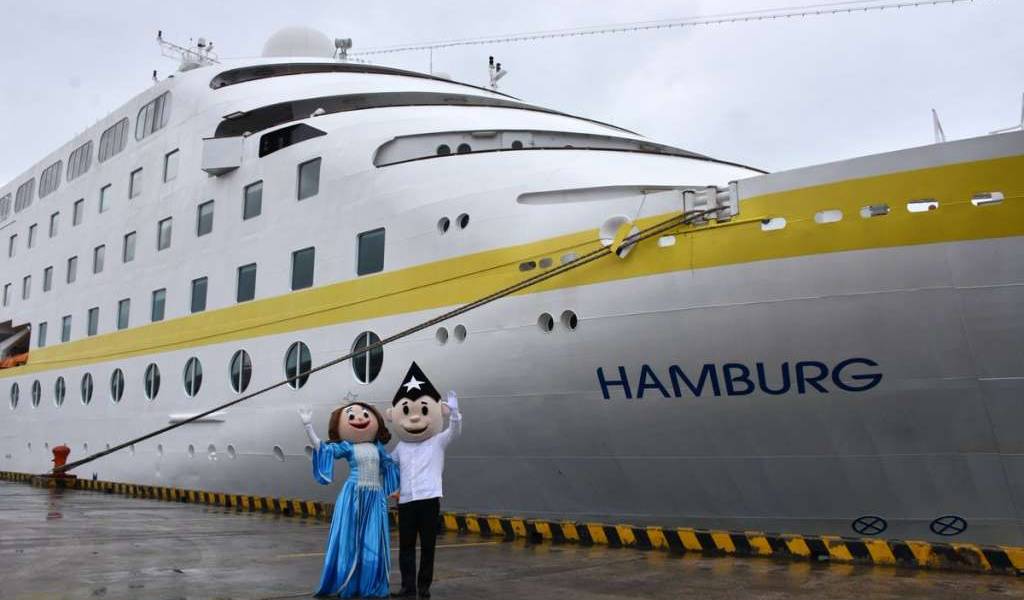 Crucero Hamburg arribó a Guayaquil con 431 pasajeros