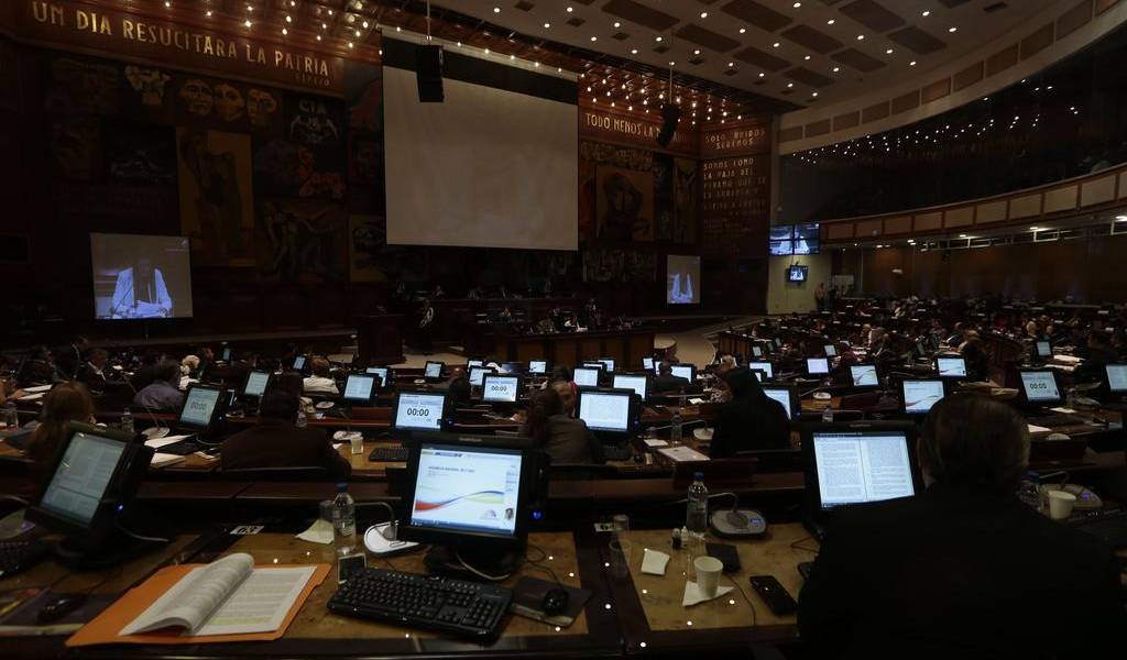 Asamblea Nacional aprueba moción de censura contra excontralor Carlos Pólit