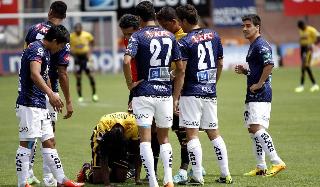 Independiente del Valle goleó 3-0 a Barcelona