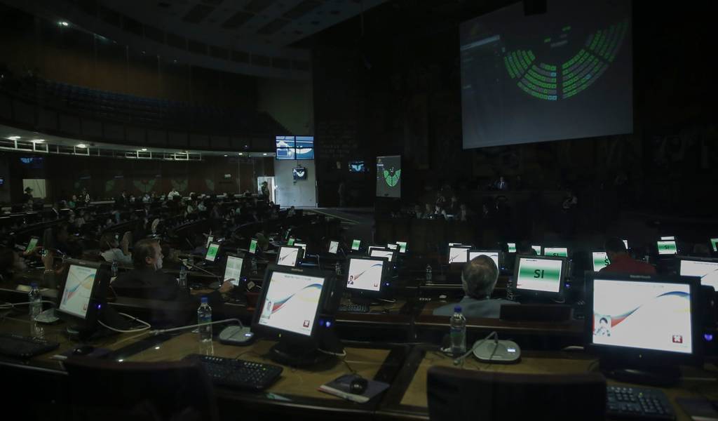 Asamblea aprueba por unanimidad la Ley de Movilidad Humana