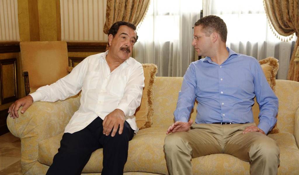 Nebot ofreció a Rodas compartir información sobre proyectos municipales