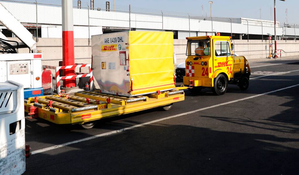 México, primer país latinoamericano en recibir vacuna COVID-19