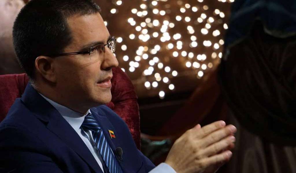 Venezuela acusa al presidente colombiano de &quot;jugar a la guerra&quot;