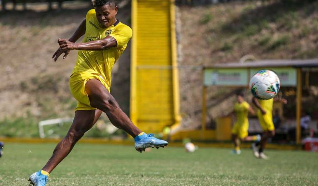 Alexander Bolaños es nuevo jugador de Olmedo