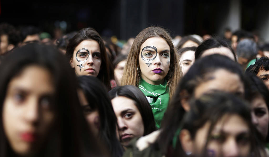 Argentina reinicia debate para legalizar el aborto