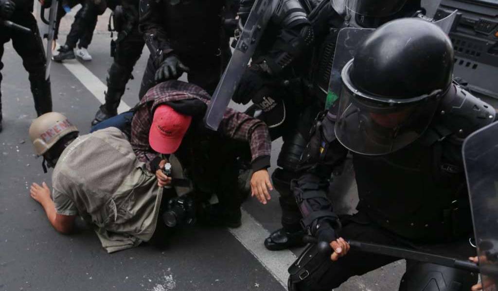 Incidentes contra periodistas durante paro de transporte