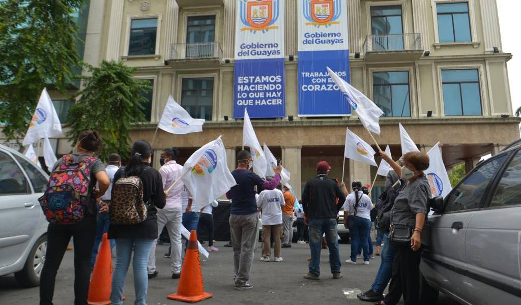Contraloría: Dos contratos de la Prefectura del Guayas registran sobreprecio