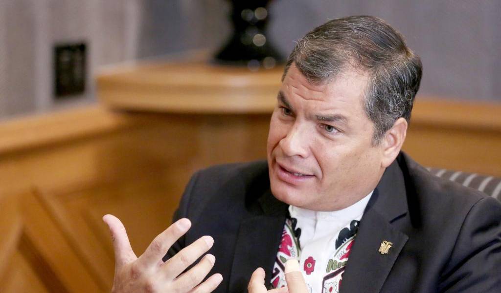 Correa se pronuncia en Twitter por debate de enmiendas