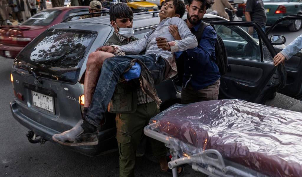 Aumentan a 10 los muertos por el ataque con proyectiles el domingo en Kabul