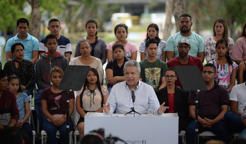 Lenín Moreno afirma que Ecuador estará totalmente conectado a fin de año