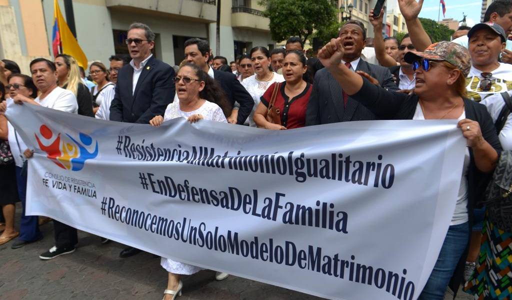 Protestan por matrimonio igualitario en Guayaquil