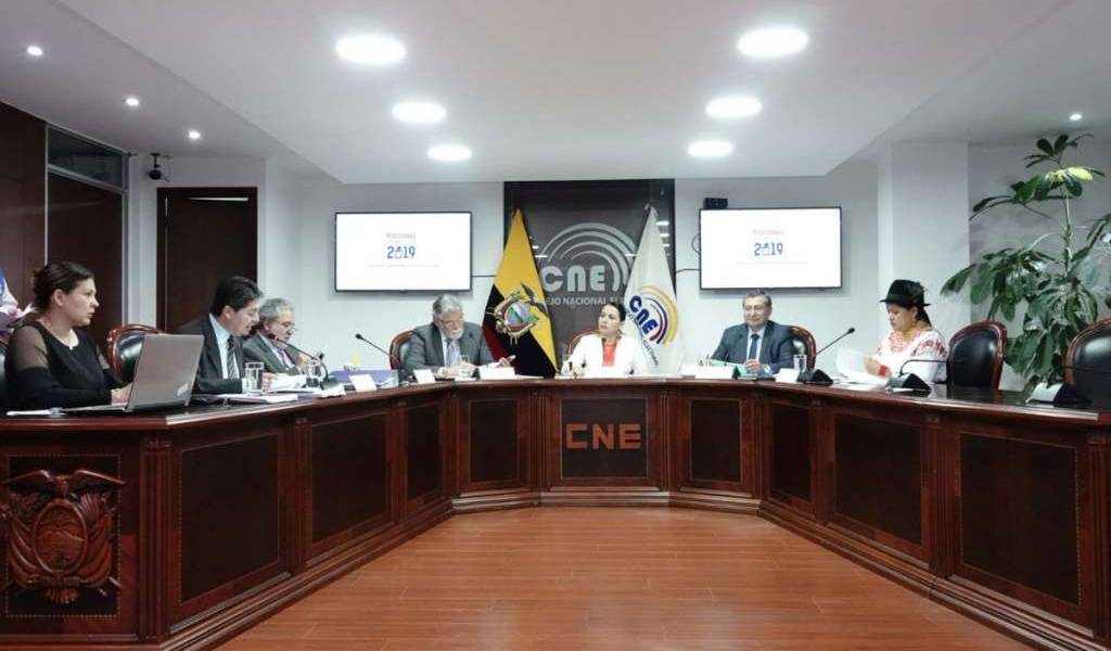 CNE resolverá hoy conteo de votos nulos del CPCCS