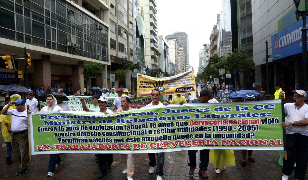 Trabajadores marcharon en Guayaquil para hacer escuchar sus reclamos