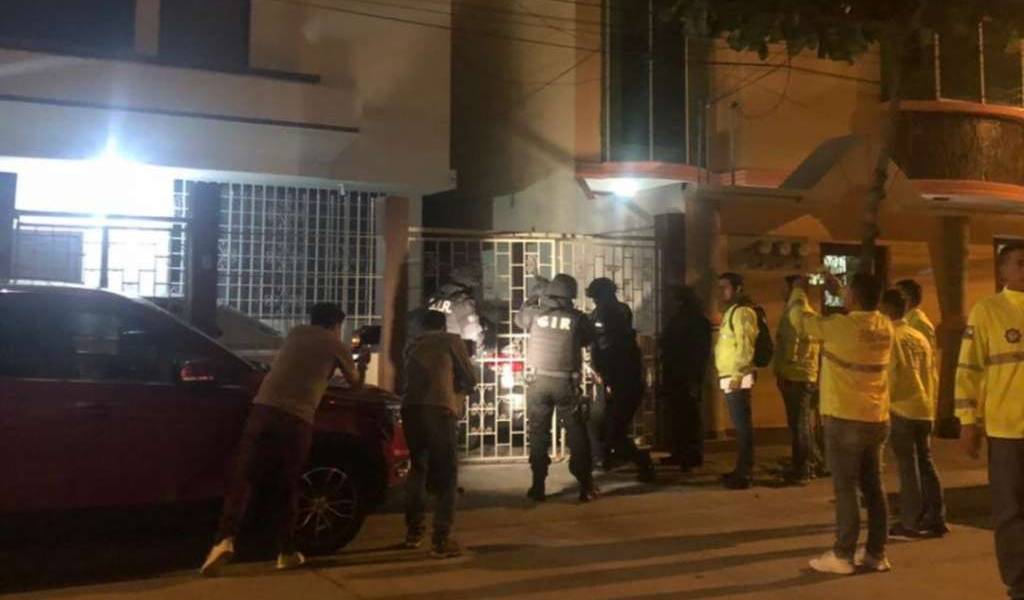 Guayaquil: Desarticulan red de tramitadores de licencias