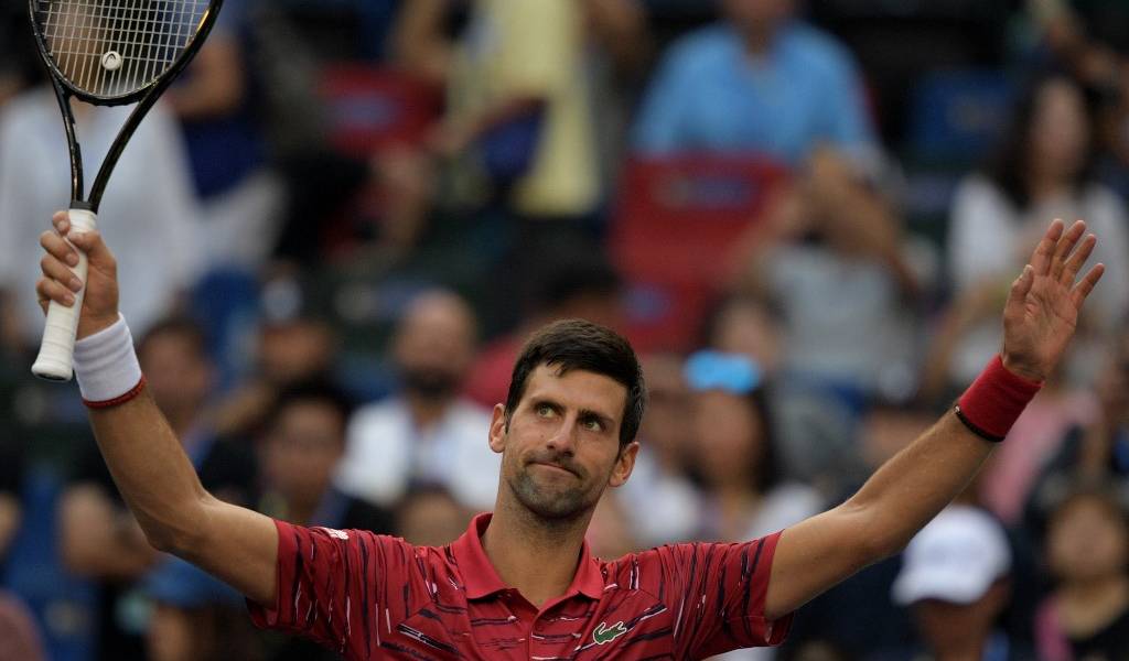 Djokovic avanza en Masters 1000 tras vencer a Isner