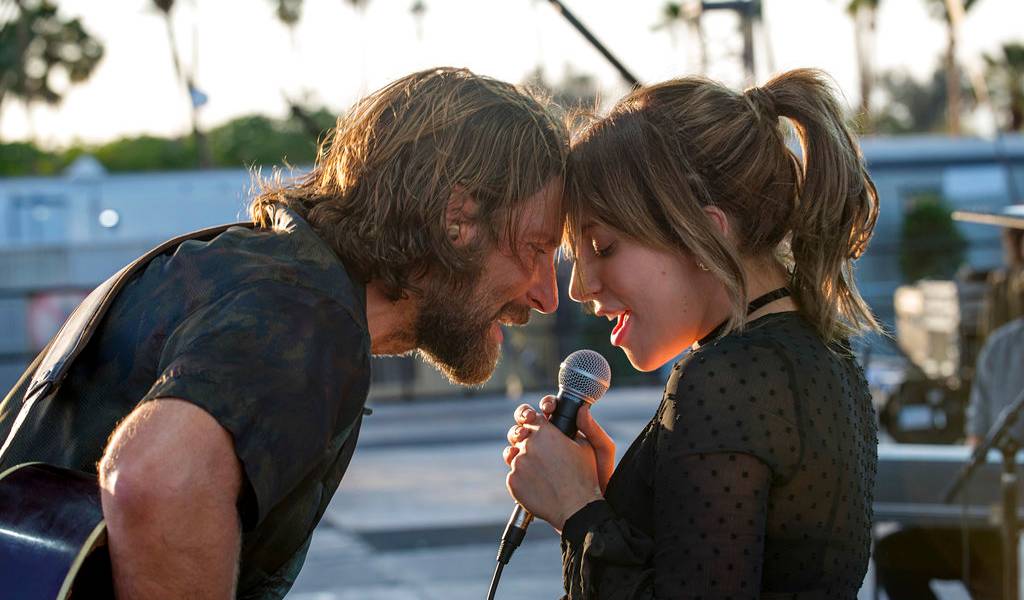 A Star Is Born llega a lo más hondo de Gaga y Cooper
