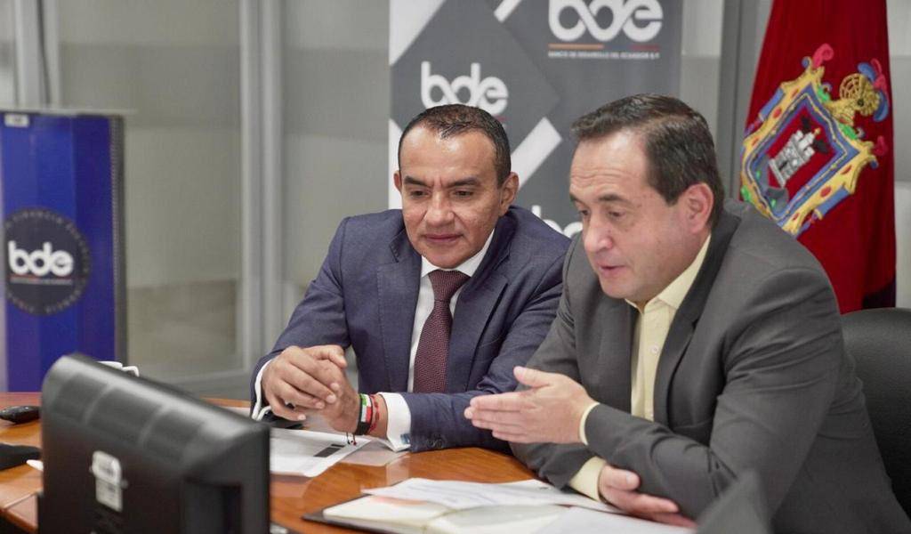 Javier Pincay no se da por destituido de la Alcaldía de Portoviejo: No me iré hasta cuando Dios lo disponga