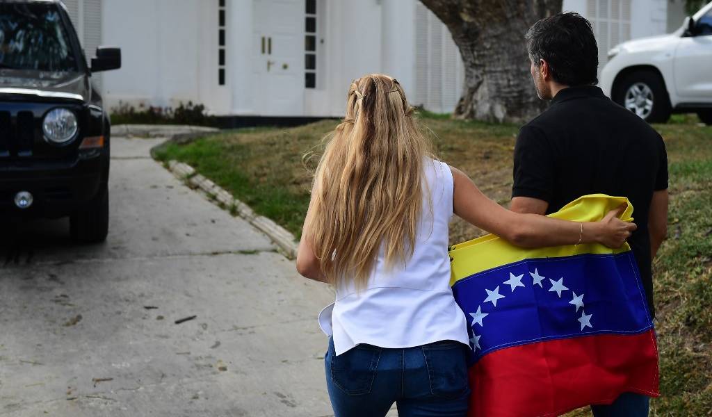 España a López: no se le permite activismo político