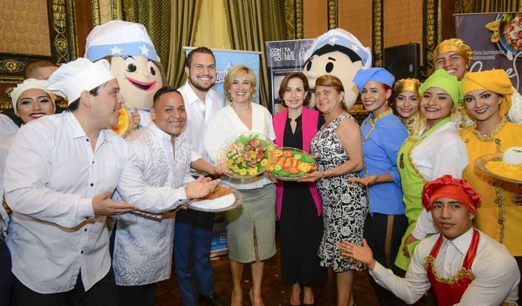 102 restaurantes postulados para concurso de huecas en Guayaquil